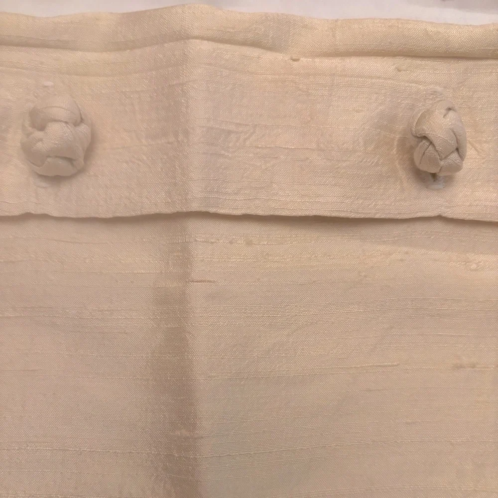 ANN GISH French Knot Charmeuse 100% Silk Throw Pillow Set Tan gold Luxury Square